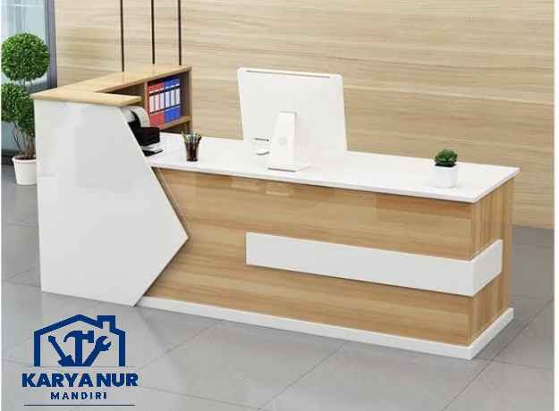 Meja resepsionis kantor minimalis Jakarta bentuk L pesanan kilat