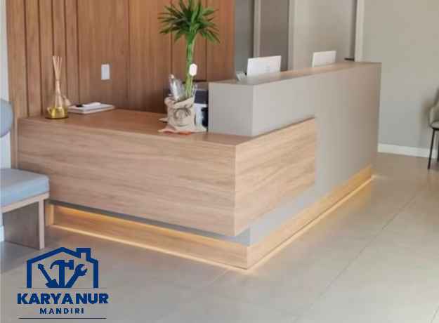 Meja resepsionis kantor minimalis Jakarta bentuk L pesanan kilat
